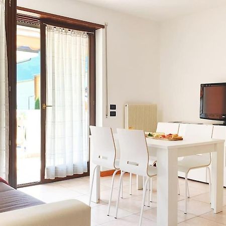 Sun & Fun Apartment - Morena ريفا ديل غاردا المظهر الخارجي الصورة