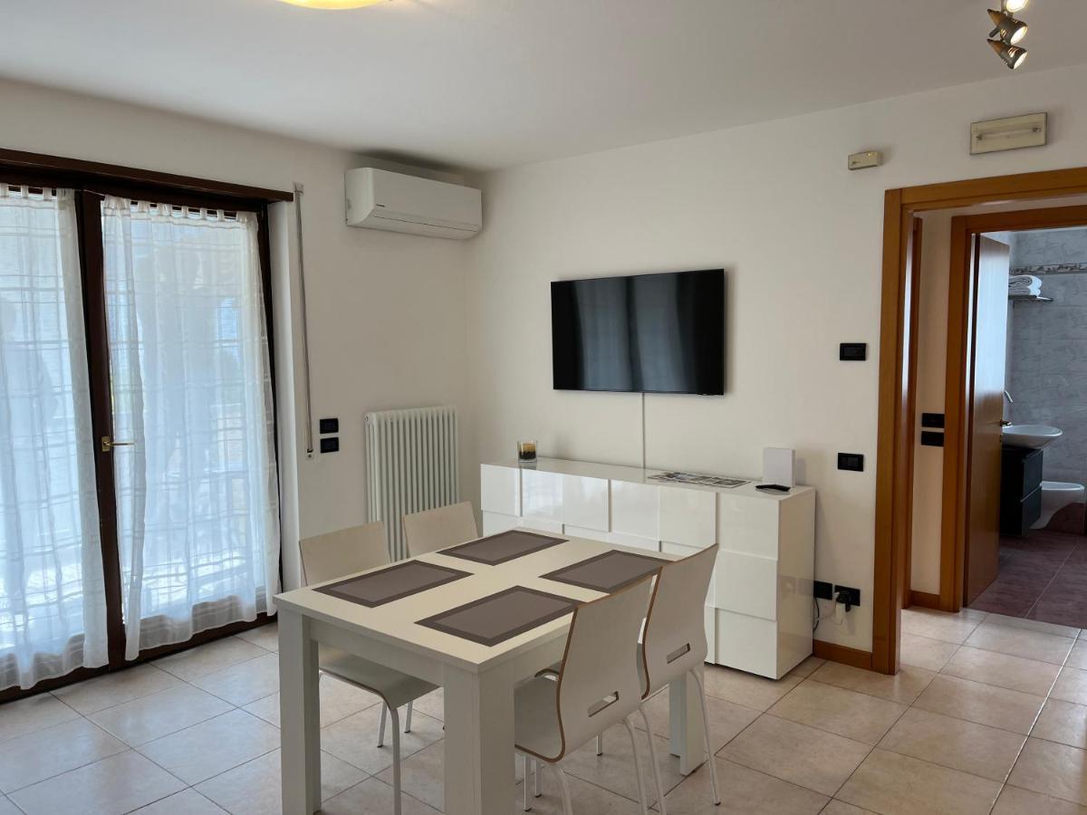 Sun & Fun Apartment - Morena ريفا ديل غاردا المظهر الخارجي الصورة
